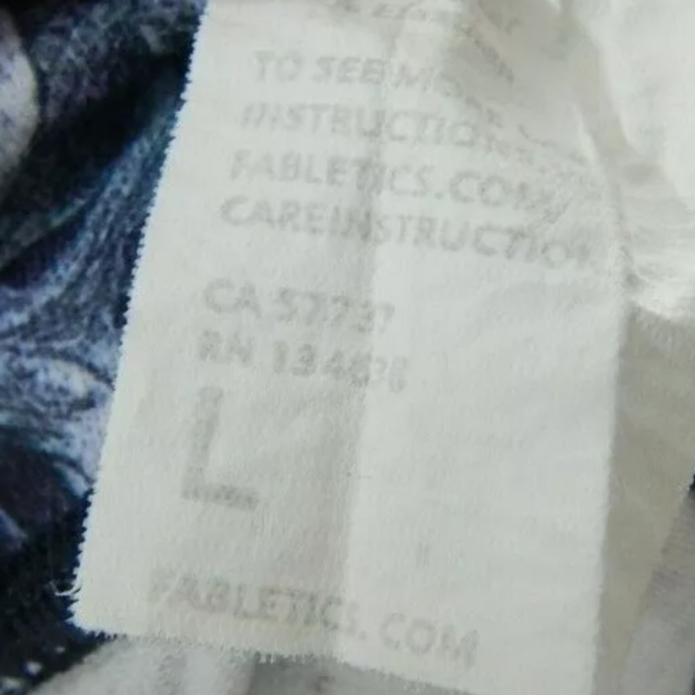 Fabletics Pureluxe Black‎ Purple Floral Printed Leggings - Picture 2 of 5